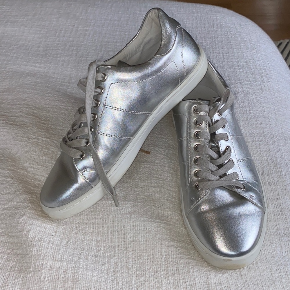 Witchery Silver Gray Leather Sneakers - 38
